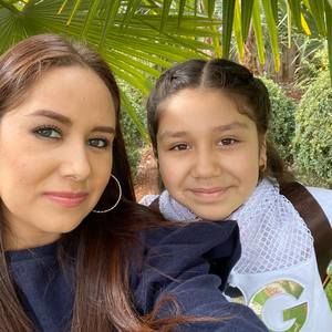 Meet your Posher, Gaby omar